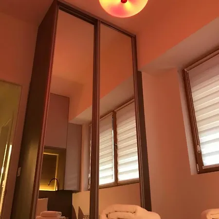 Apartment Inna Luxe & Wine- *
